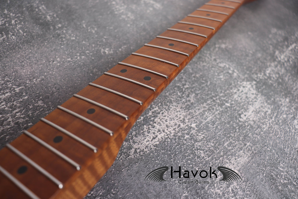 S type Spoke Wheel Roasted Flame Maple Neck