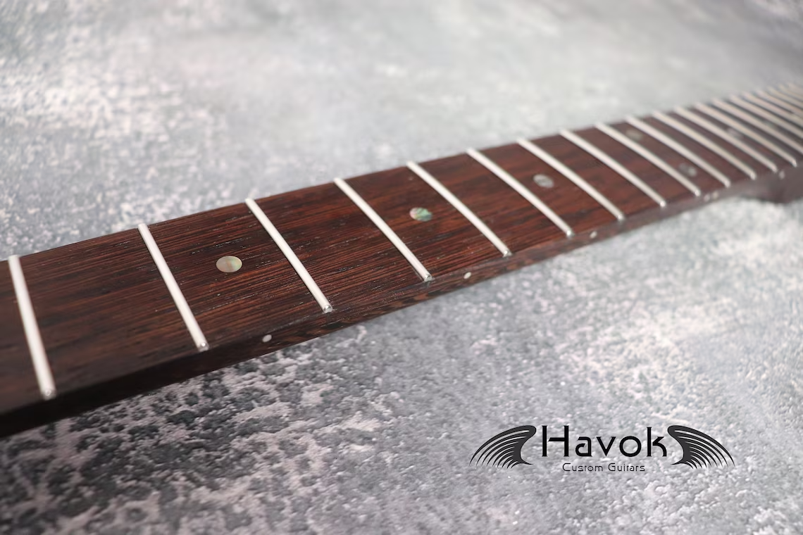 T type Wenge Neck