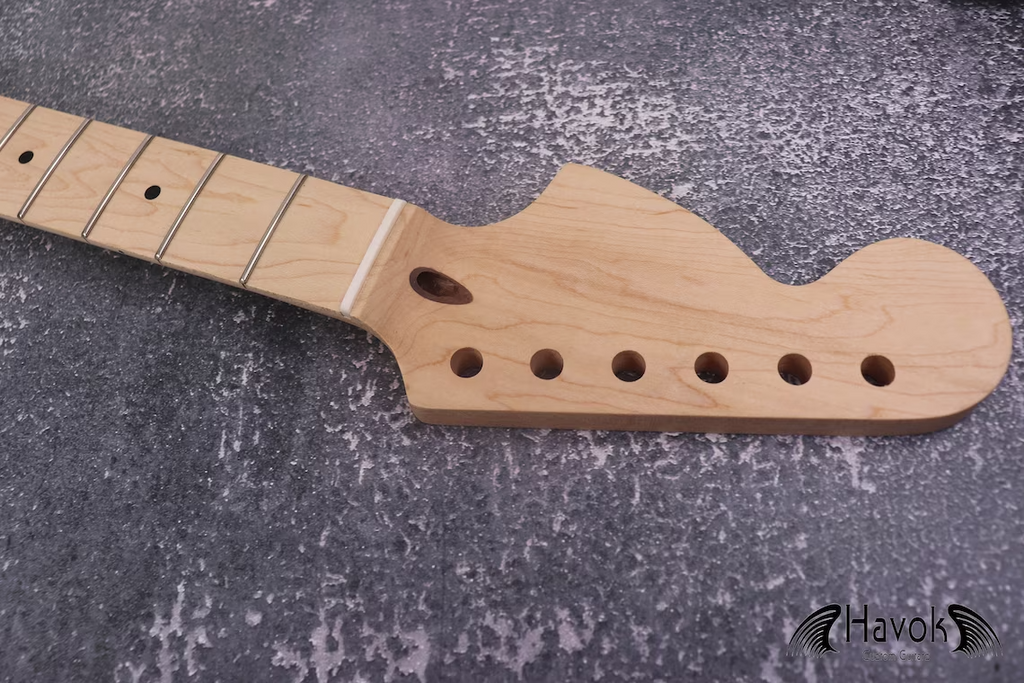 S type Reverse Big Headstock Satin Neck