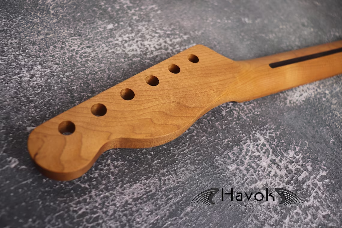 T type Roasted Maple Neck
