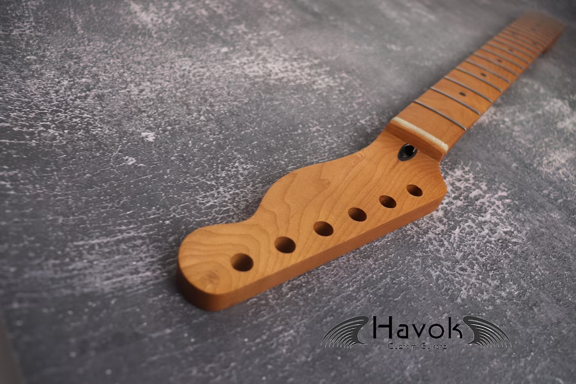T type Roasted Maple Neck