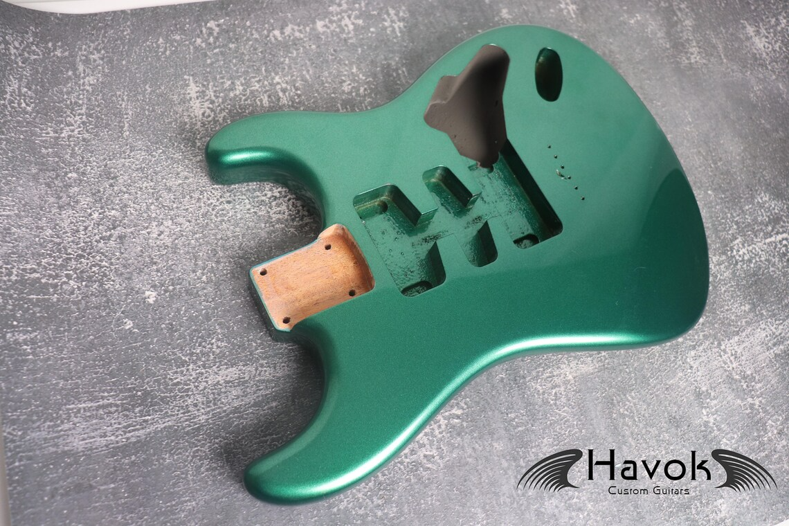 Custom S-Style, Vintage Guitar
