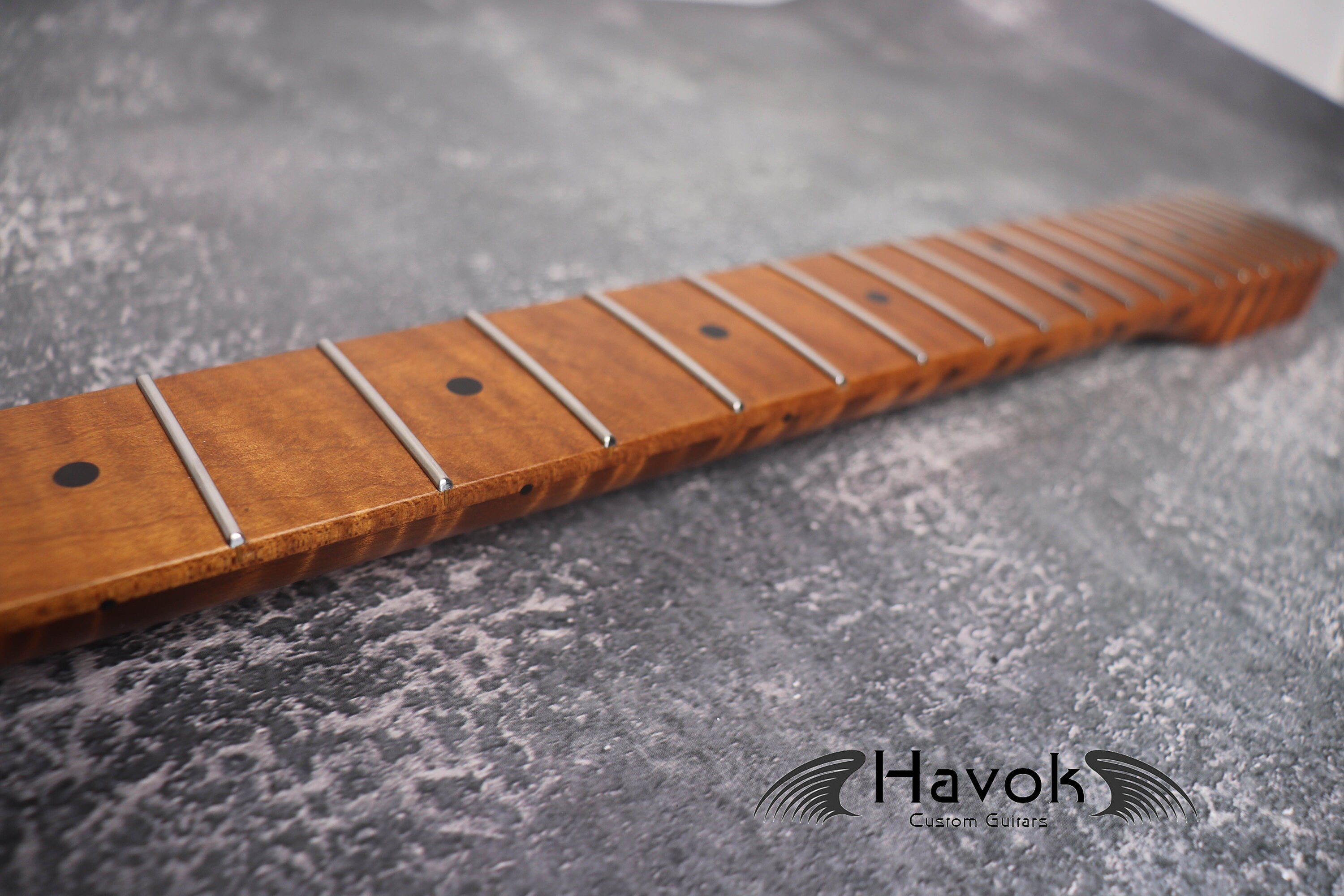 S type Spoke Wheel Roasted Flame Maple Neck, Stainless Steel Frets, Satin ST S-Type Neck, 22 Medium Jumbo Jescar, Guitar Neck