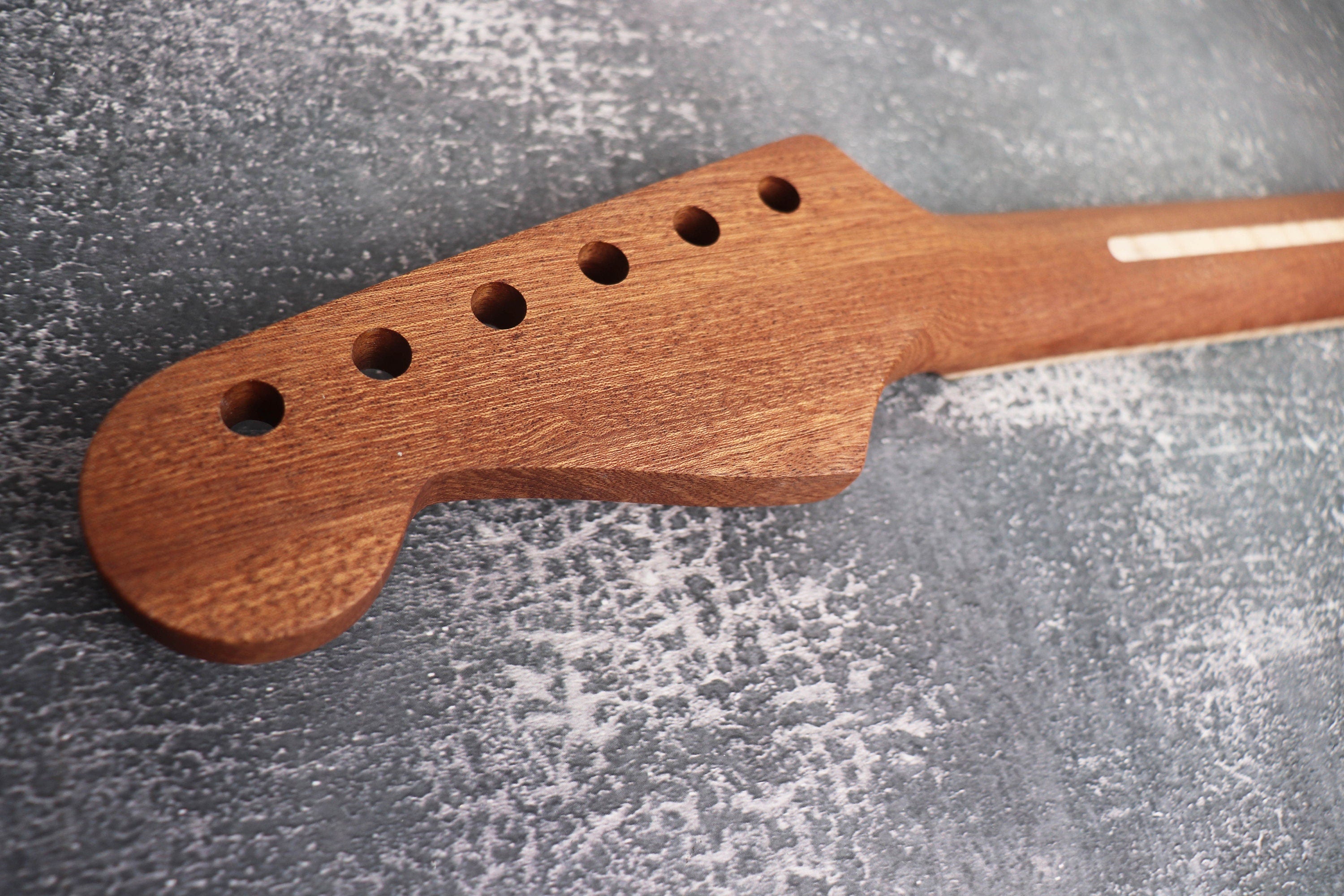 S type Guitar Mahogany Neck, 22 Nickel Frets, Flame Maple Fretboard, Satin Finish ST, S-Style Guitar Building DIY, Medium Jumbo Jescar