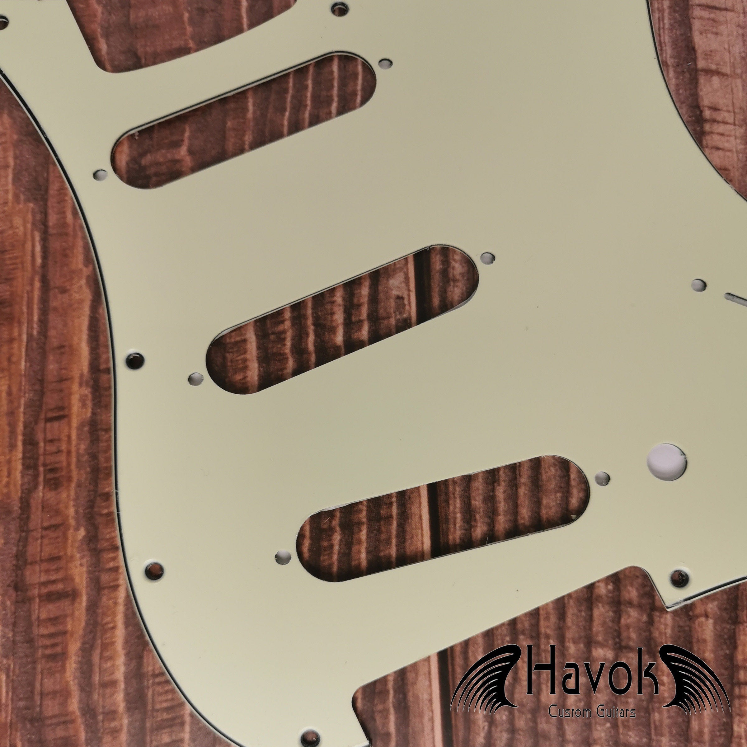 S Type Scratch Plate With Tremolo Cover, 4Ply Plastic, S-Style Vintage Guitar Replacement Accessory, Guitar Build Kit DIY, Guitar Gadget