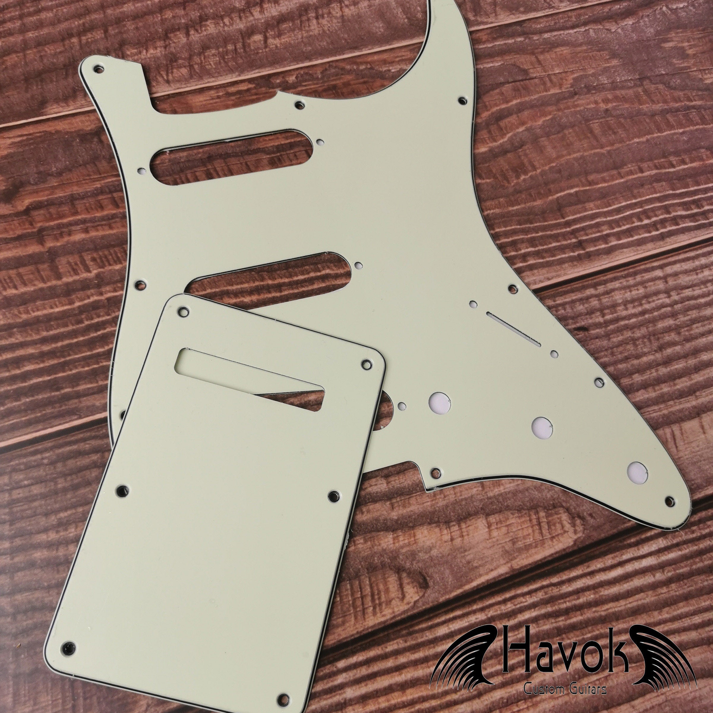 S Type Scratch Plate With Tremolo Cover, 4Ply Plastic, S-Style Vintage Guitar Replacement Accessory, Guitar Build Kit DIY, Guitar Gadget