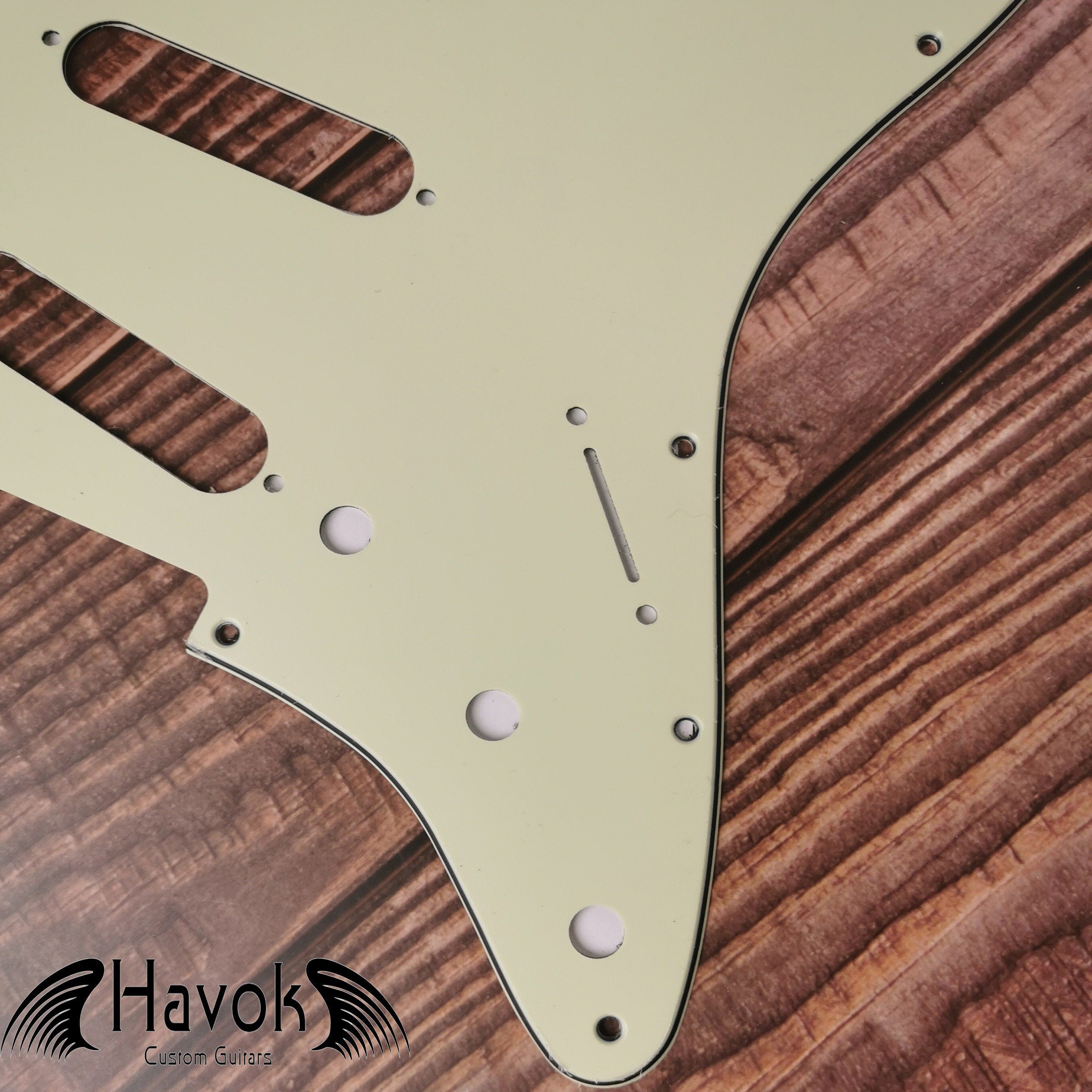 S Type Scratch Plate With Tremolo Cover, 4Ply Plastic, S-Style Vintage Guitar Replacement Accessory, Guitar Build Kit DIY, Guitar Gadget