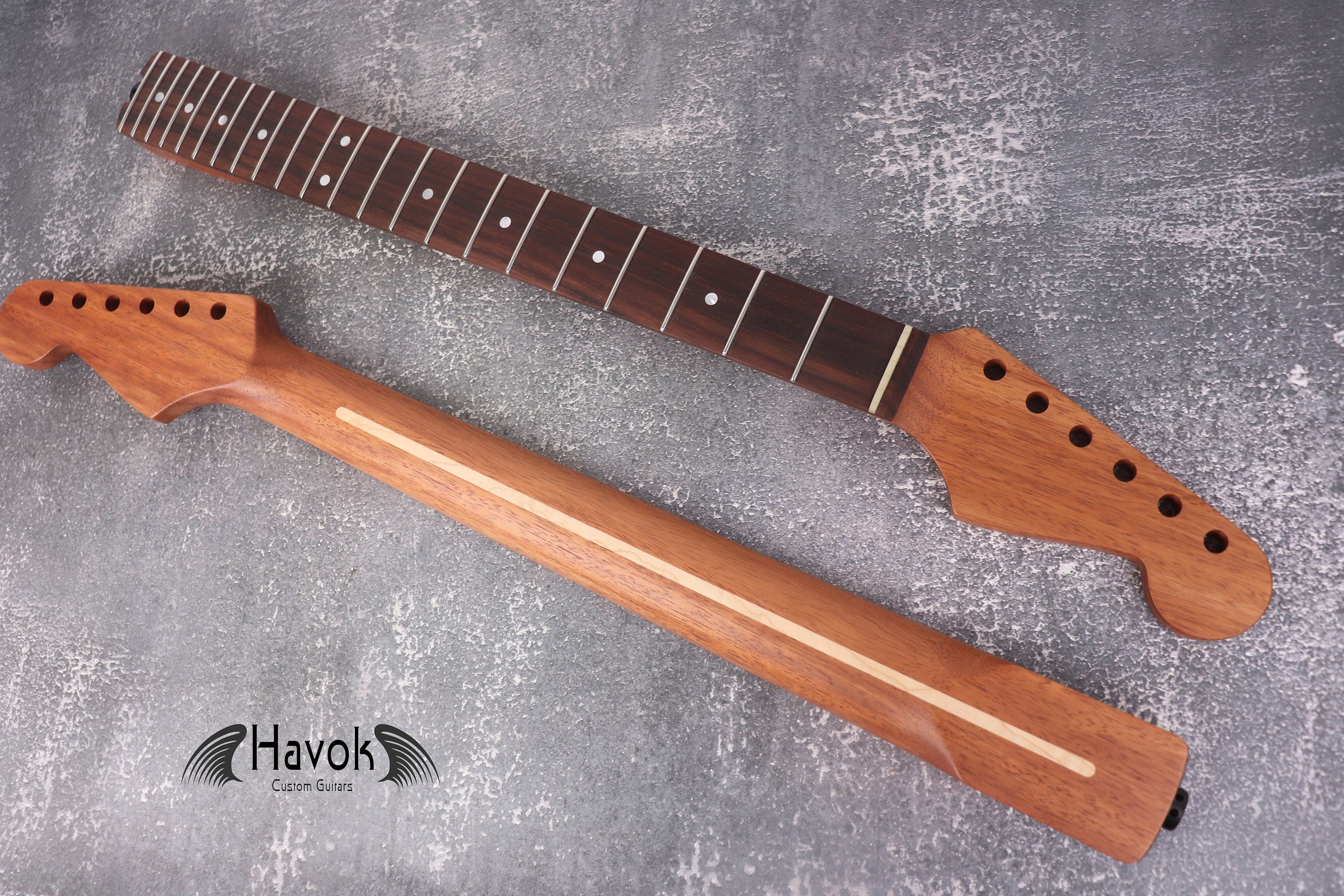 Mahogany Spoke Wheel Carbon Fiber Rods Neck Stainless Steel Jescar Frets Brand New