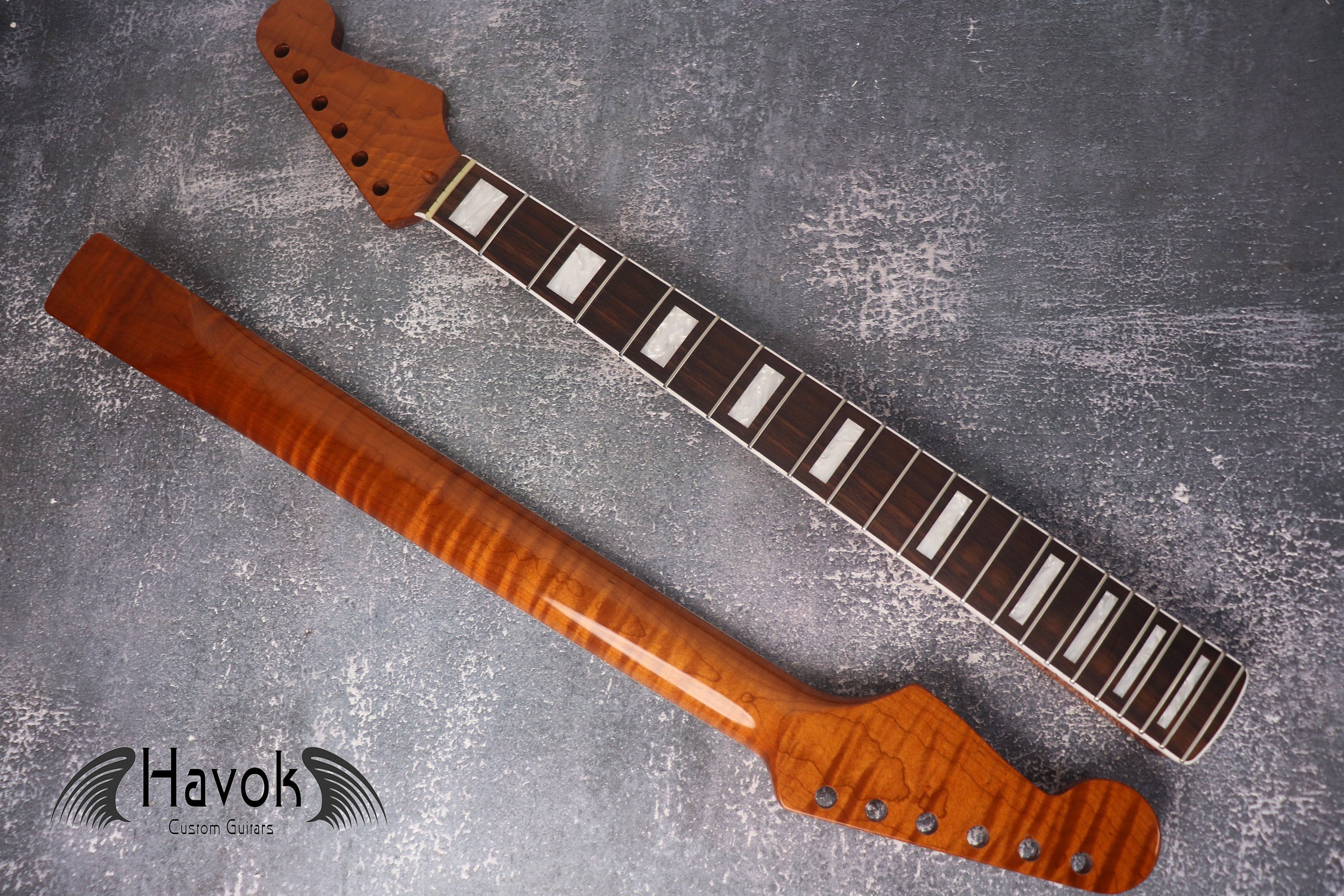 S type Flame Maple Gloss Binding Carbon Fiber Rods Neck Stainless Steel Jescar Frets