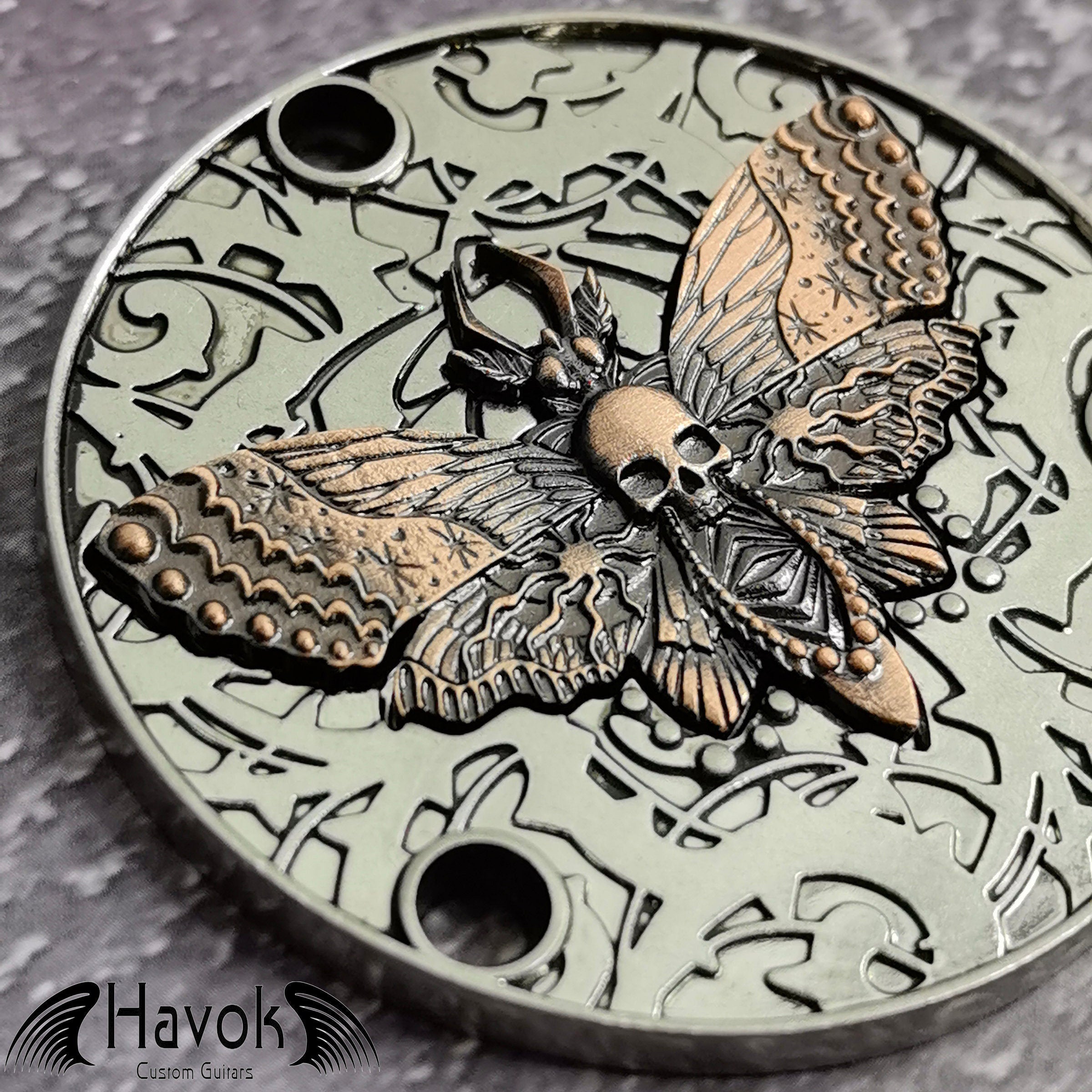 Gothic Skull Moth Toggle Switch Metal Plate Cover, LP Single Cut, Vintage Guitar Accessory, Guitar Build Kit DIY, Gadget And Replacement