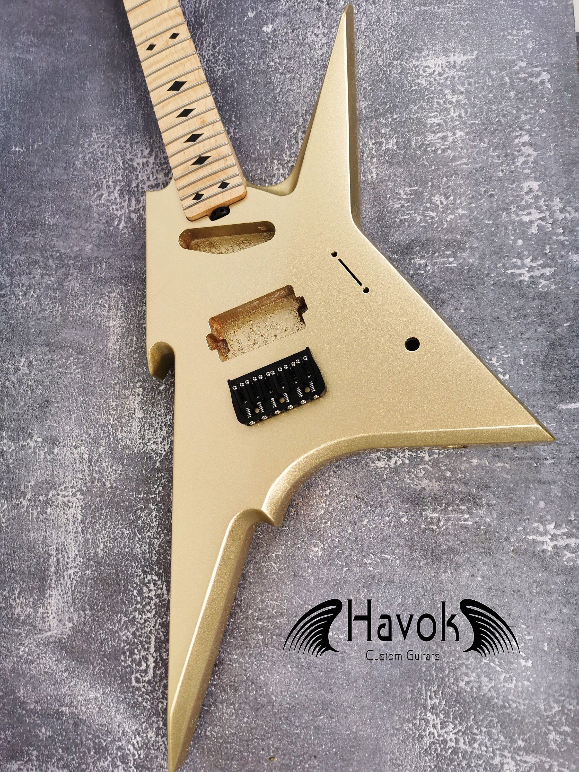 HAVOK Parabellum Guitar Kit, Stainless Steel Frets Flame Maple Neck, Spoke Wheel, Mahogany Body, Guitar Building DIY Vintage Guitar Neck