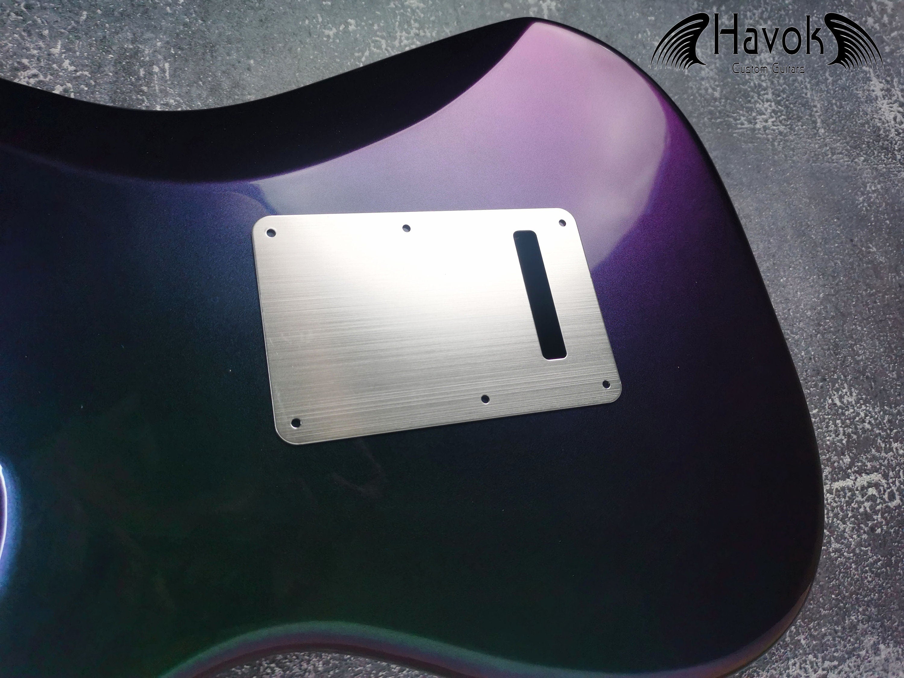 Guitar guard 11-Holes Aluminum Anodized Modern Style Strat SSS Guitar Pickguard Scratch Plate Fits for S type guitar