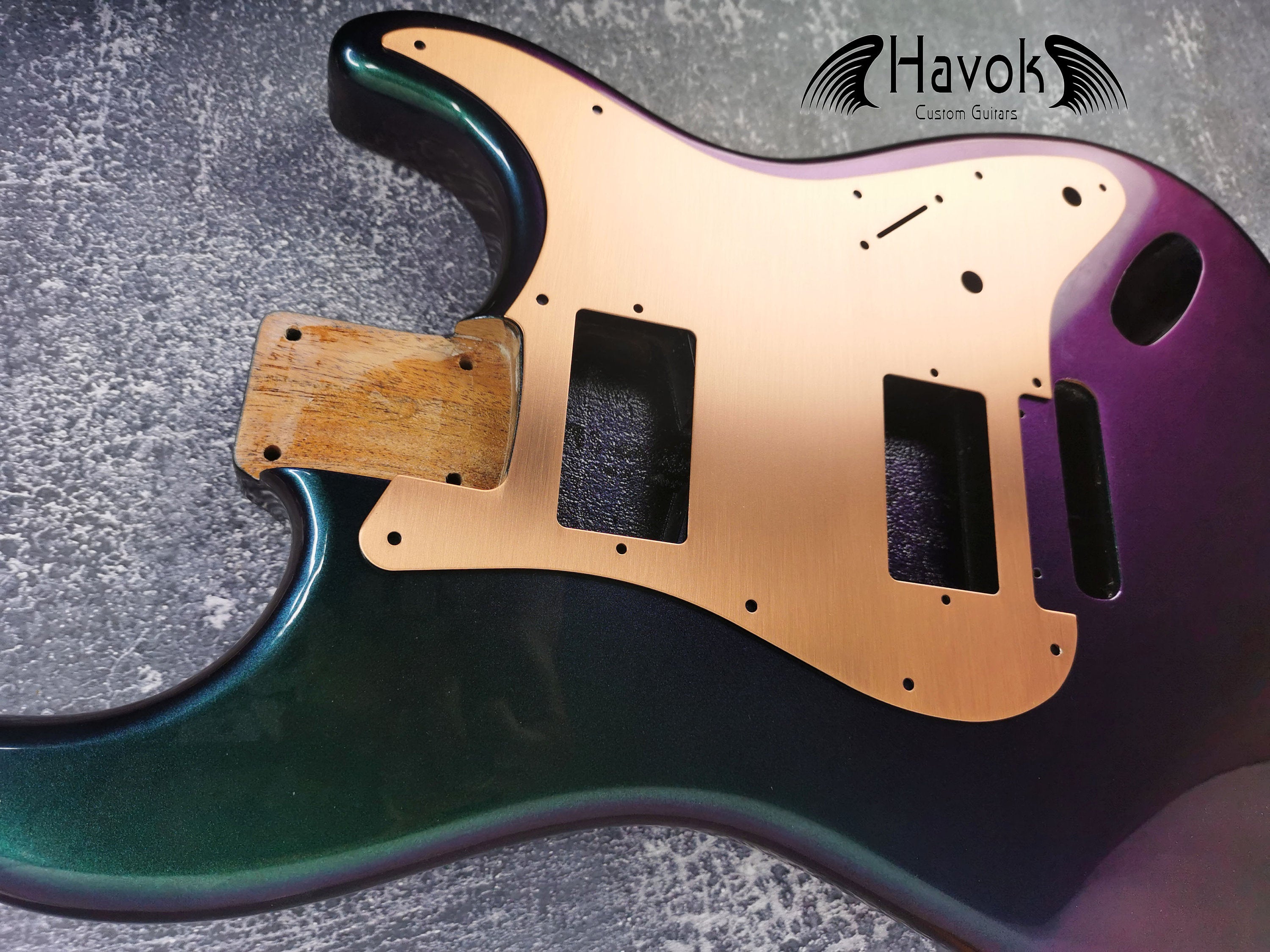 Guitar guard 11-Holes Anodized Copper Modern Style Strat HH Guitar Pickguard Scratch Plate Fits for S type guitar