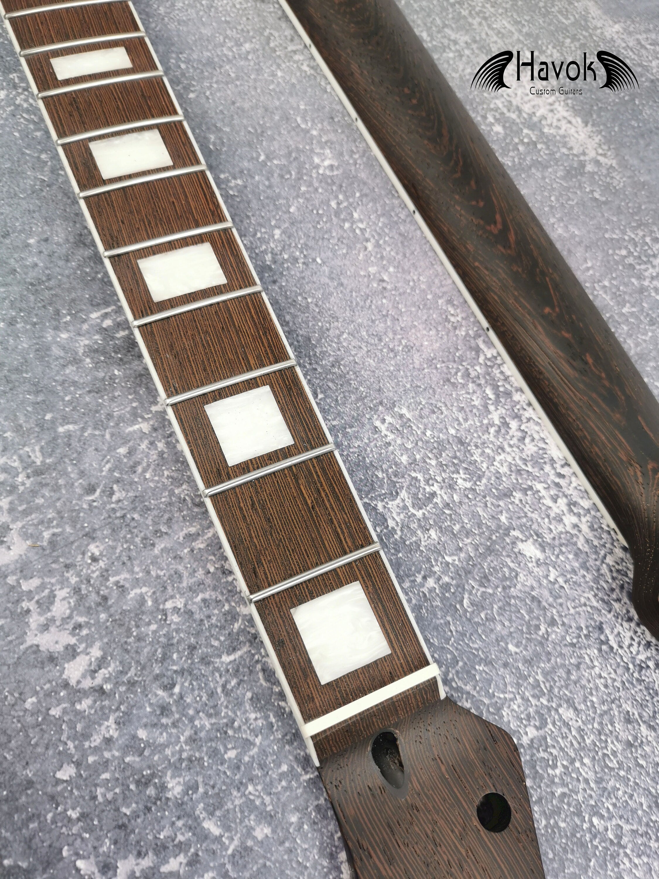 One Piece T type Wenge Neck Stainless Steel Frets, White Binding T-Style Neck, Medium Jumbo Jescar Frets, 22 Frets,