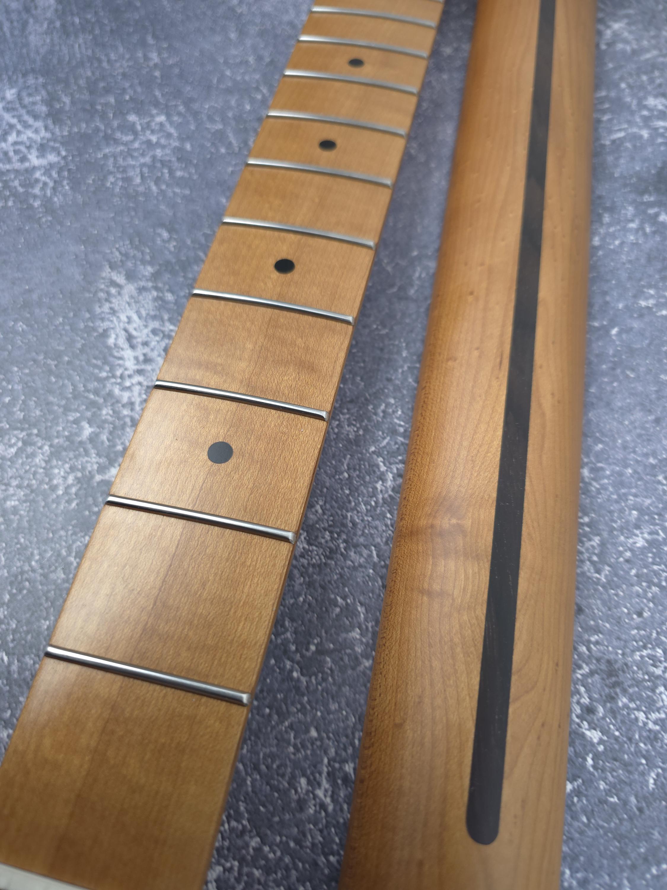 T Type Roasted Maple Neck Stainless Steel Frets, Satin Finish Medium Jumbo 22 Jescar Frets, Guitar Building, Guitar DIY Kit, Vintage Style