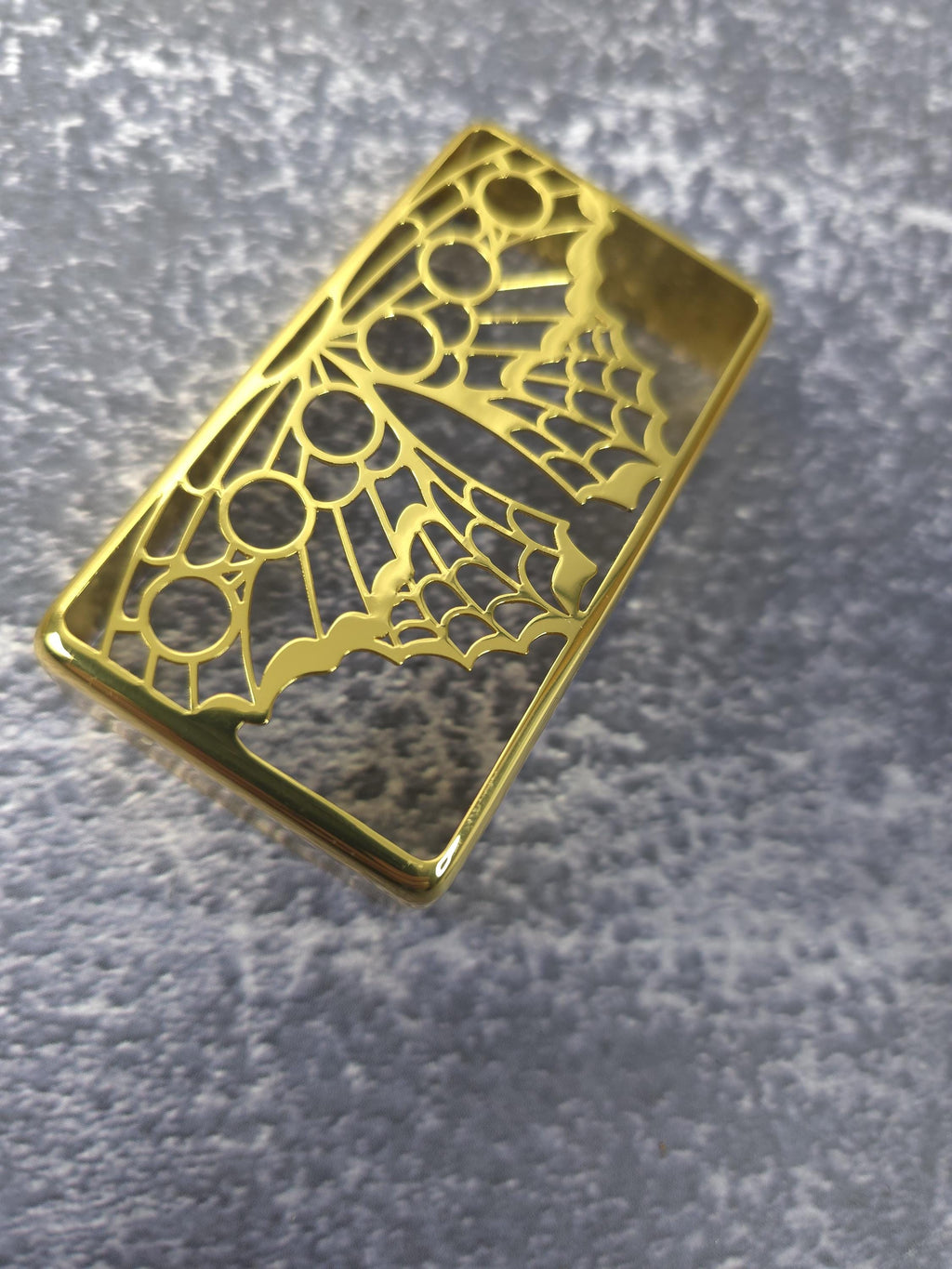 Butterfly Golden Humbucker Shield, Guitar Pickup Covers Gear Pattern for LP, High End Accessory and Replacement