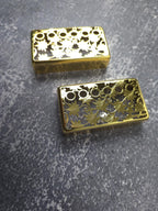 Flower Gold Humbucker Shield, Guitar Pickup Covers Gear Pattern for LP, High End Accessory and Replacement