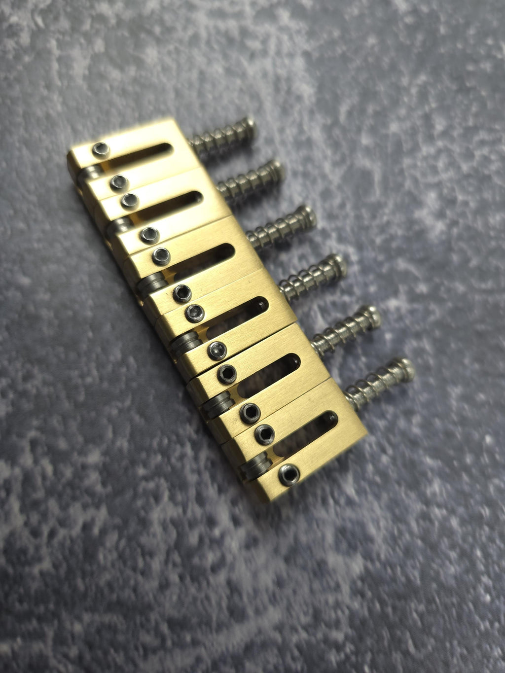 Brass Roller Saddle Electric Guitar Tremolo Hard tail Bridge Saddles For ST TL Style Guitar 10.5