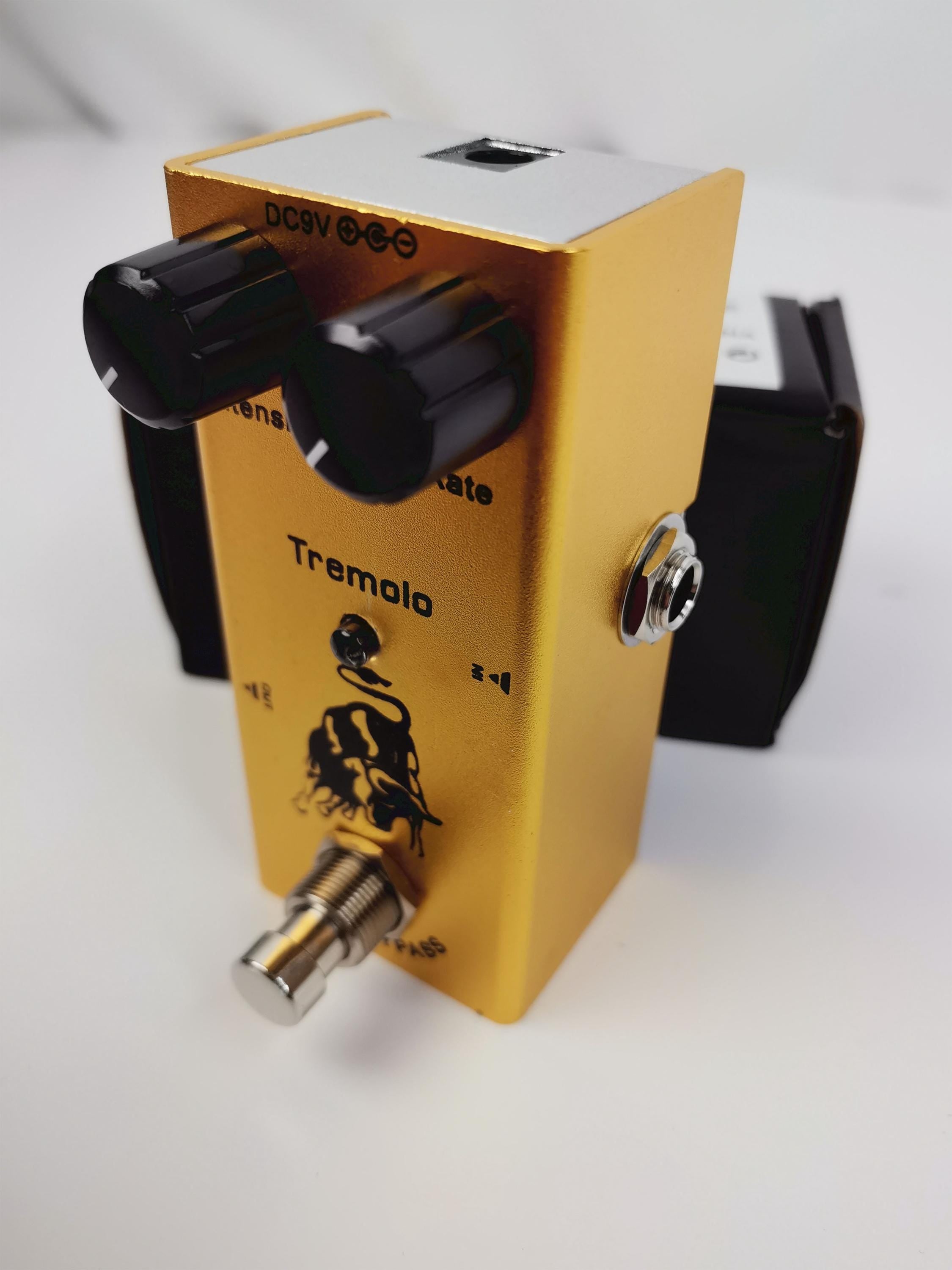 Electric Guitar Mini Form Single Type DC 9V True Bypass Tremolo