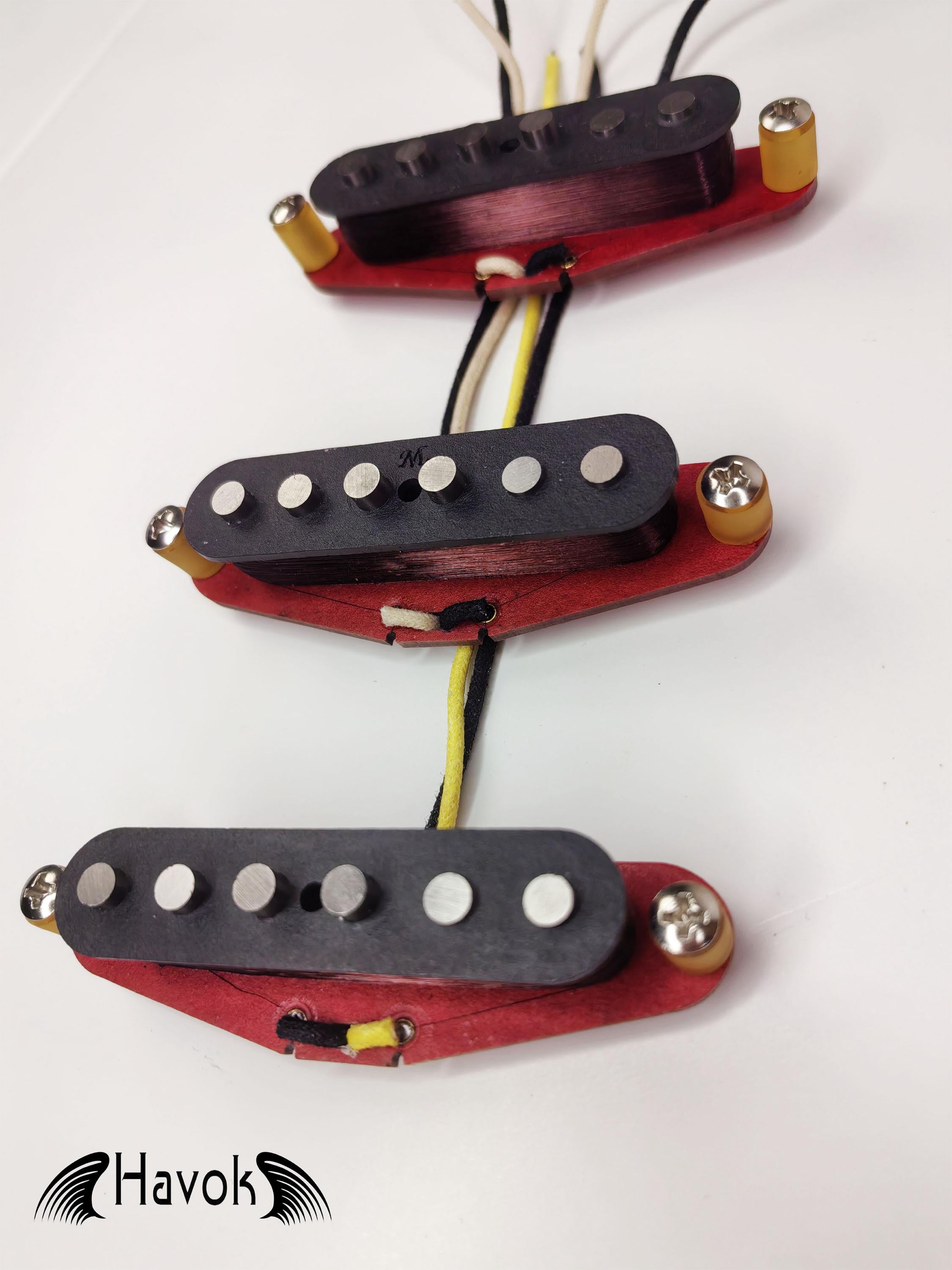 Guitar Pickups SSS Single Coil Handwound Alnico 5 Magnets 42 Plain Enamel Wires Middle Neck Bridge