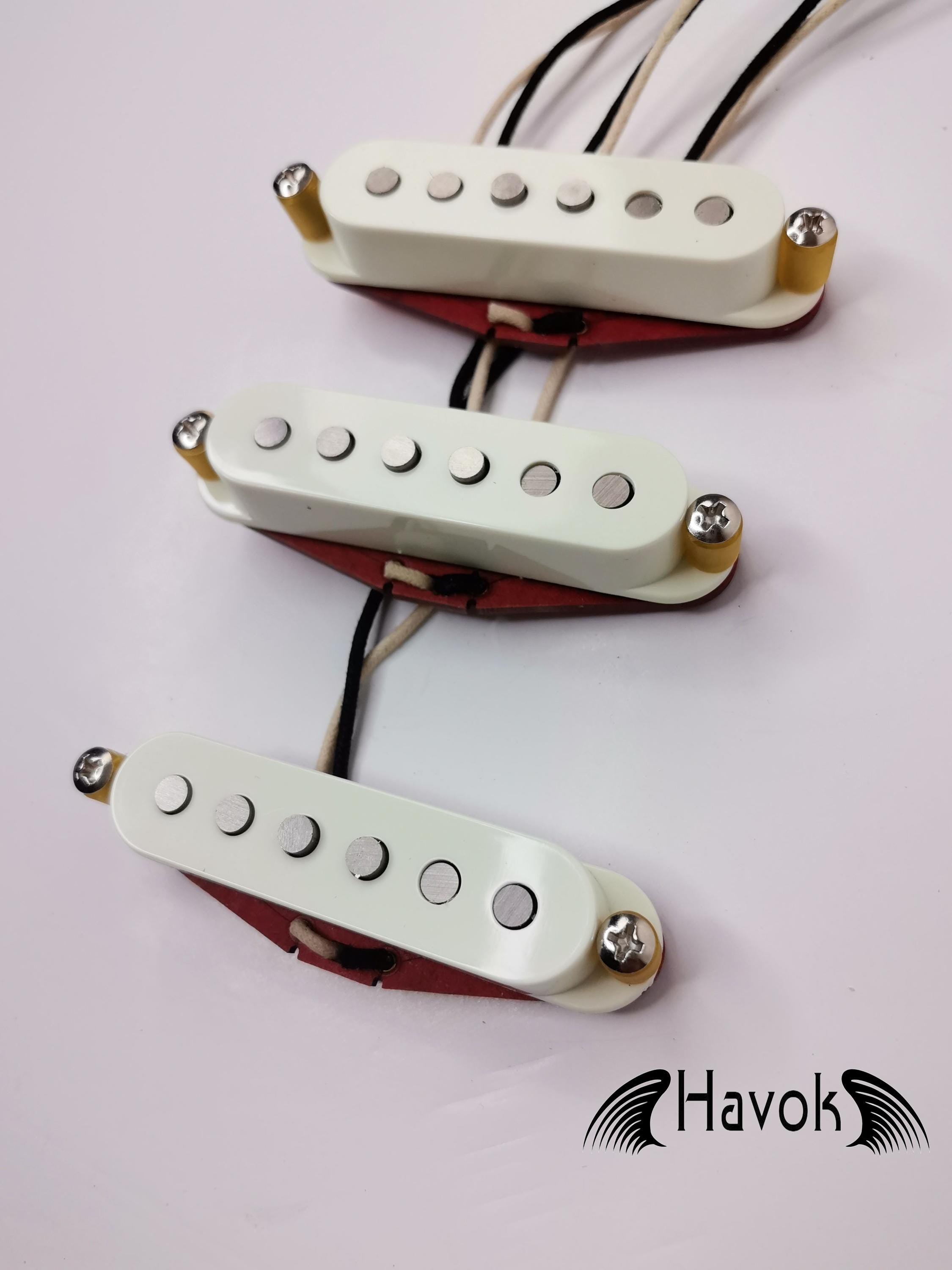 Guitar Pickups SSS Single Coil Handwound Alnico 5 Magnets 42 Plain Enamel Wires Middle Neck Bridge