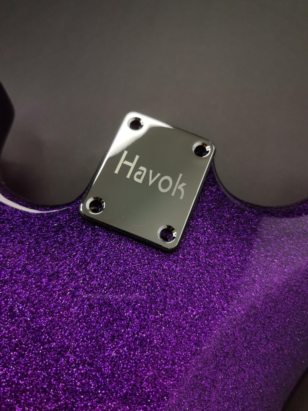 Havok Neck Plate With Gasket And Screws, Tele T-Style Strat S-Style, High End Accessory and Replacement, Guitar Build Kit DIY, Guitar Gadget
