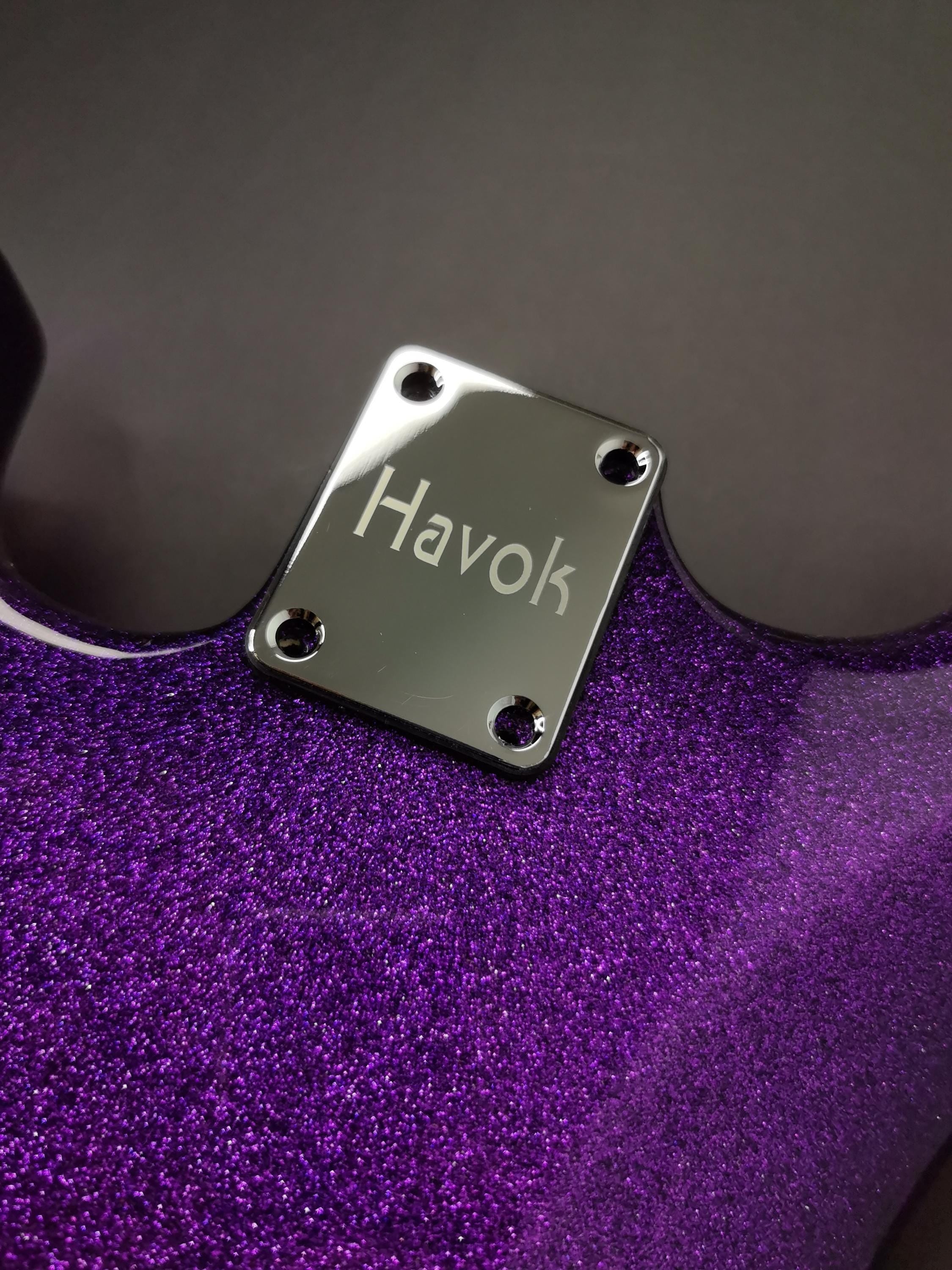 Havok Neck Plate With Gasket And Screws, Tele T-Style Strat S-Style, High End Accessory and Replacement, Guitar Build Kit DIY, Guitar Gadget