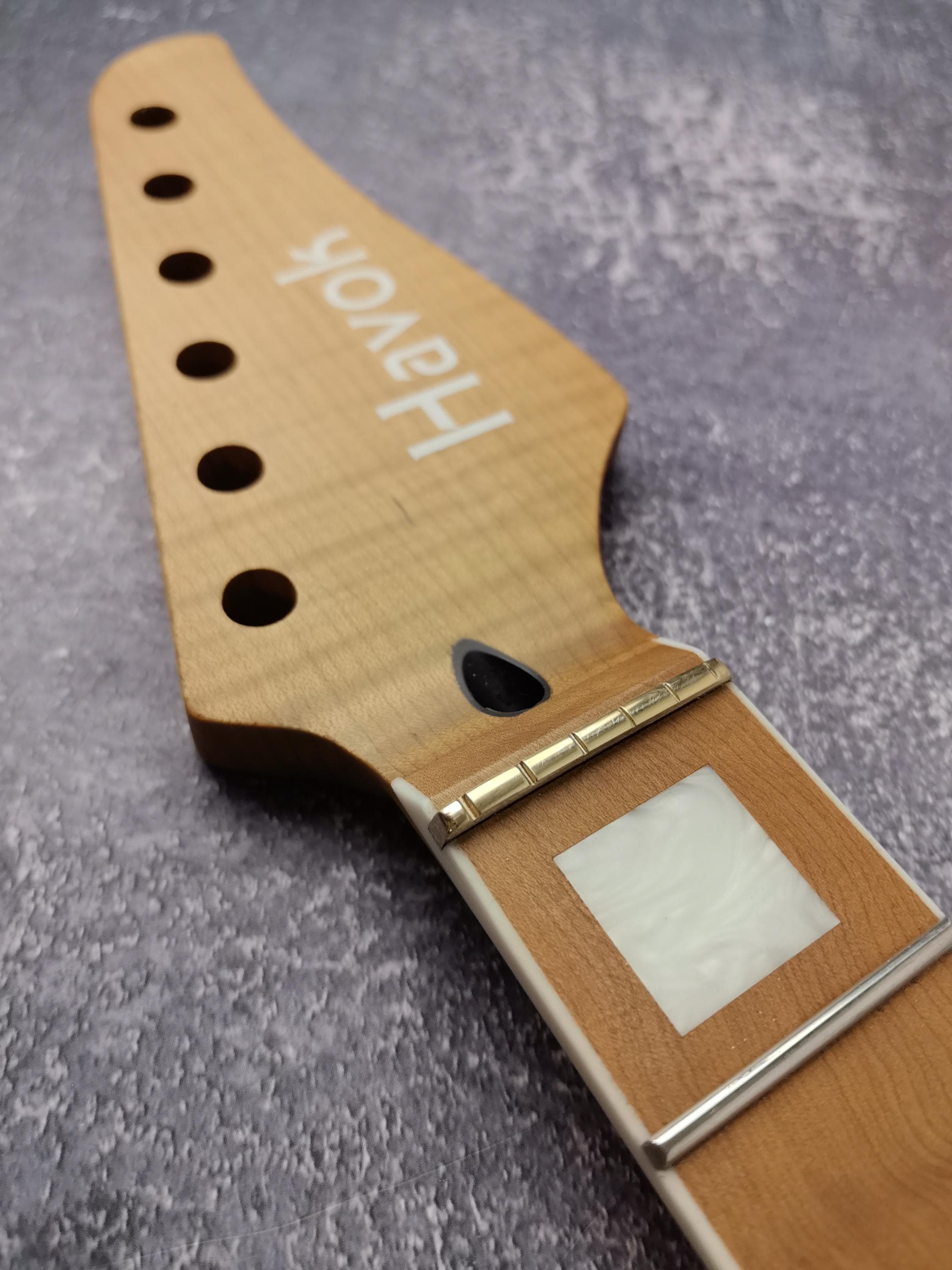 Quarter Sawn Roasted Flame Maple Satin Binding  Neck Stainless Steel Jescar Frets Guitar Neck