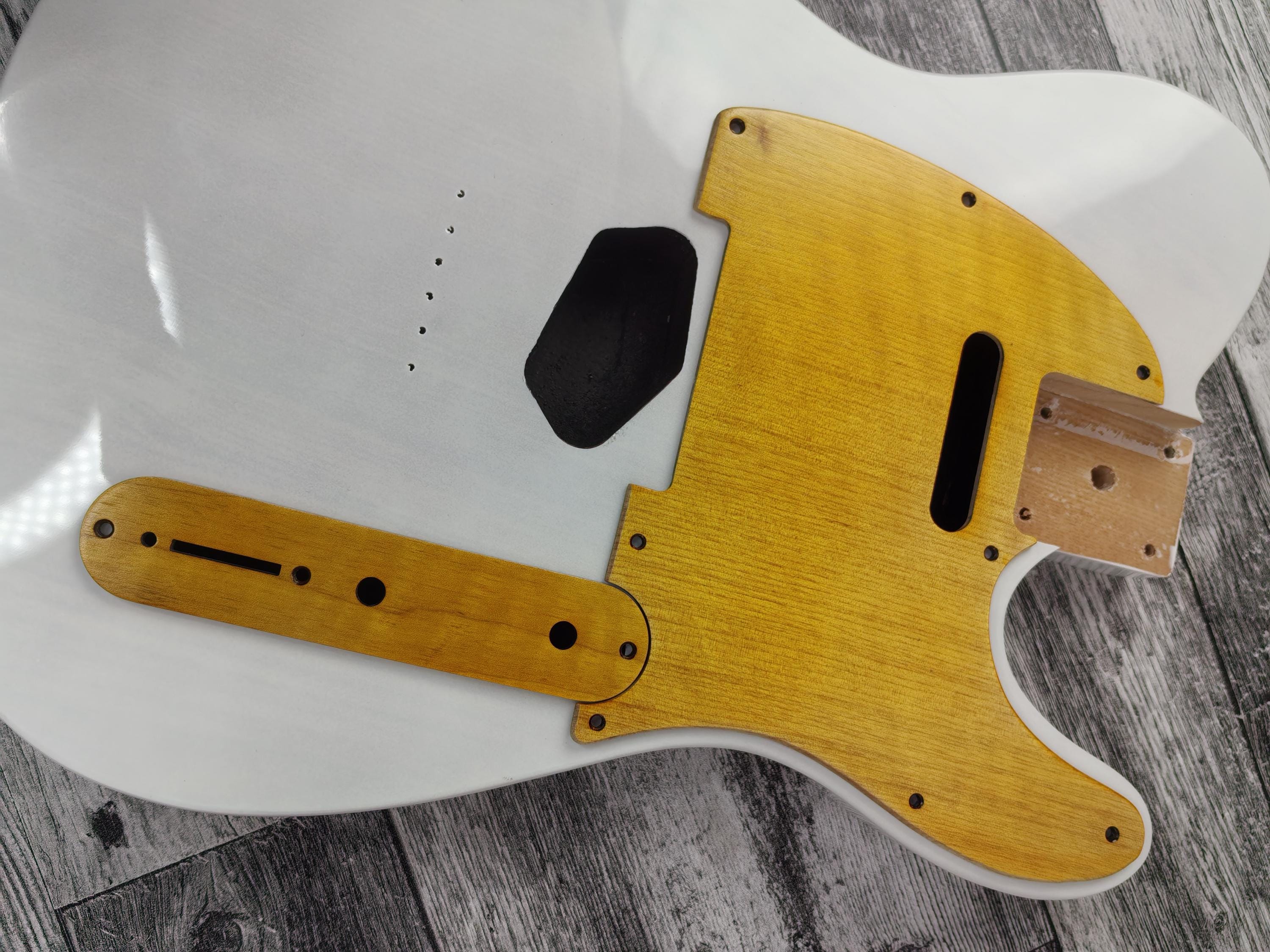Wooden Guitar guard Stained Maple wood T Style  Guitar Pickguard Scratch Plate Fits for T type guitar
