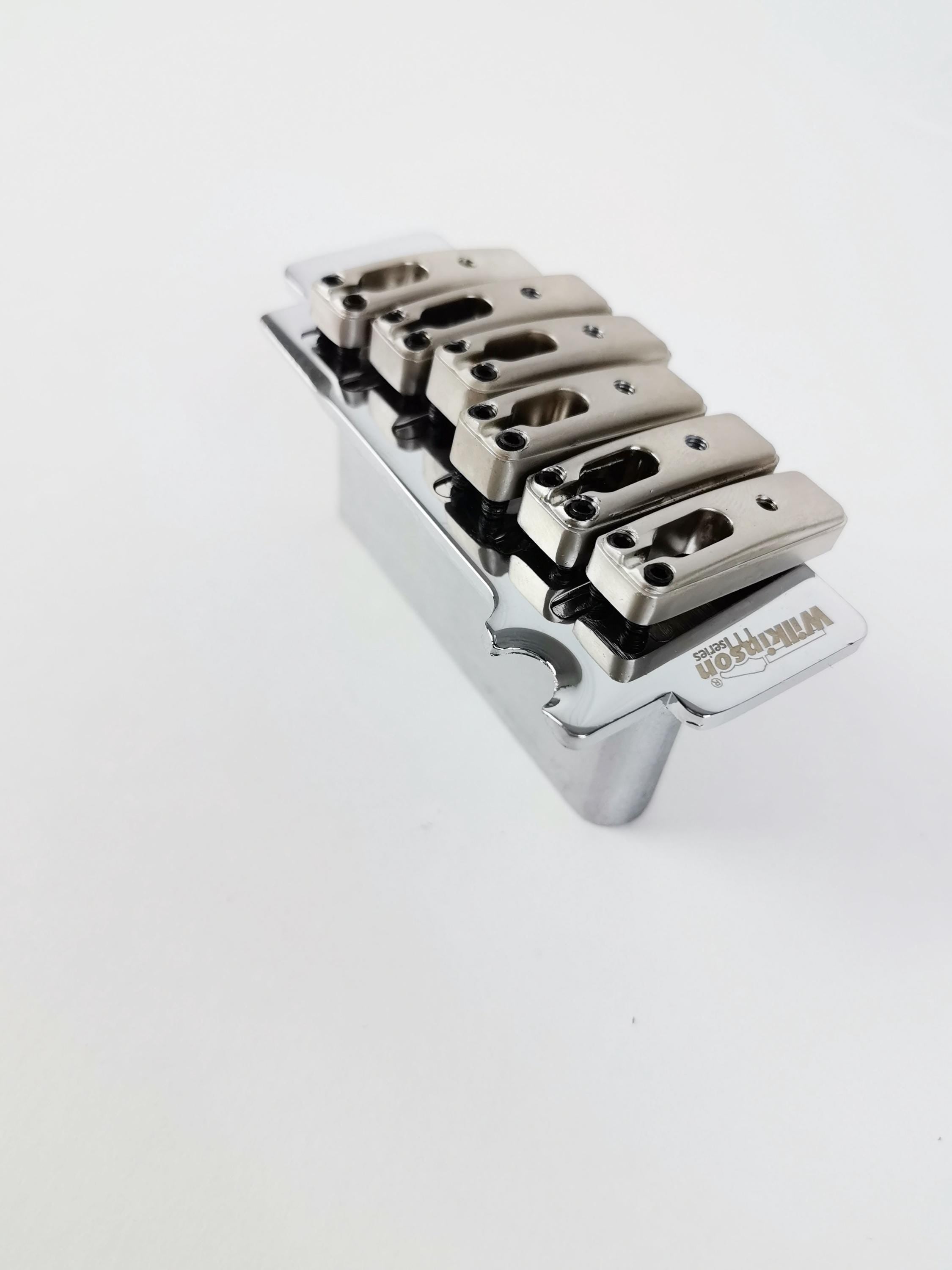 2 point Tremolo System Bridge Electric Guitar Tremolo Bridge for Strat  Guitar Accessories