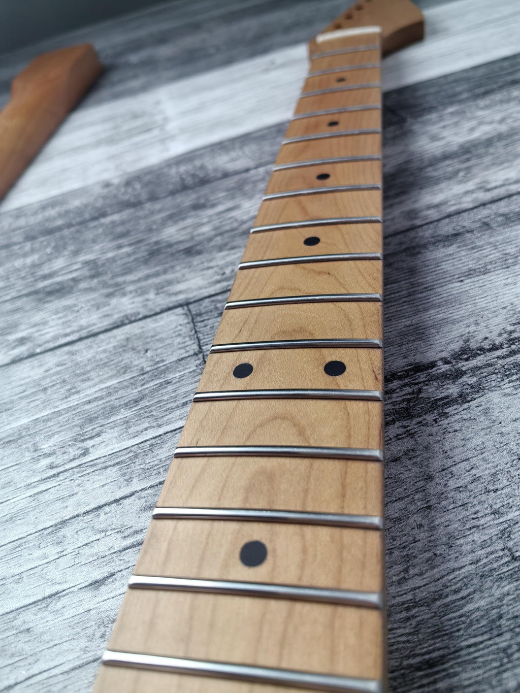 Roasted Maple Electric Guitar Neck, 22 Jumbo Stainless Steel Frets