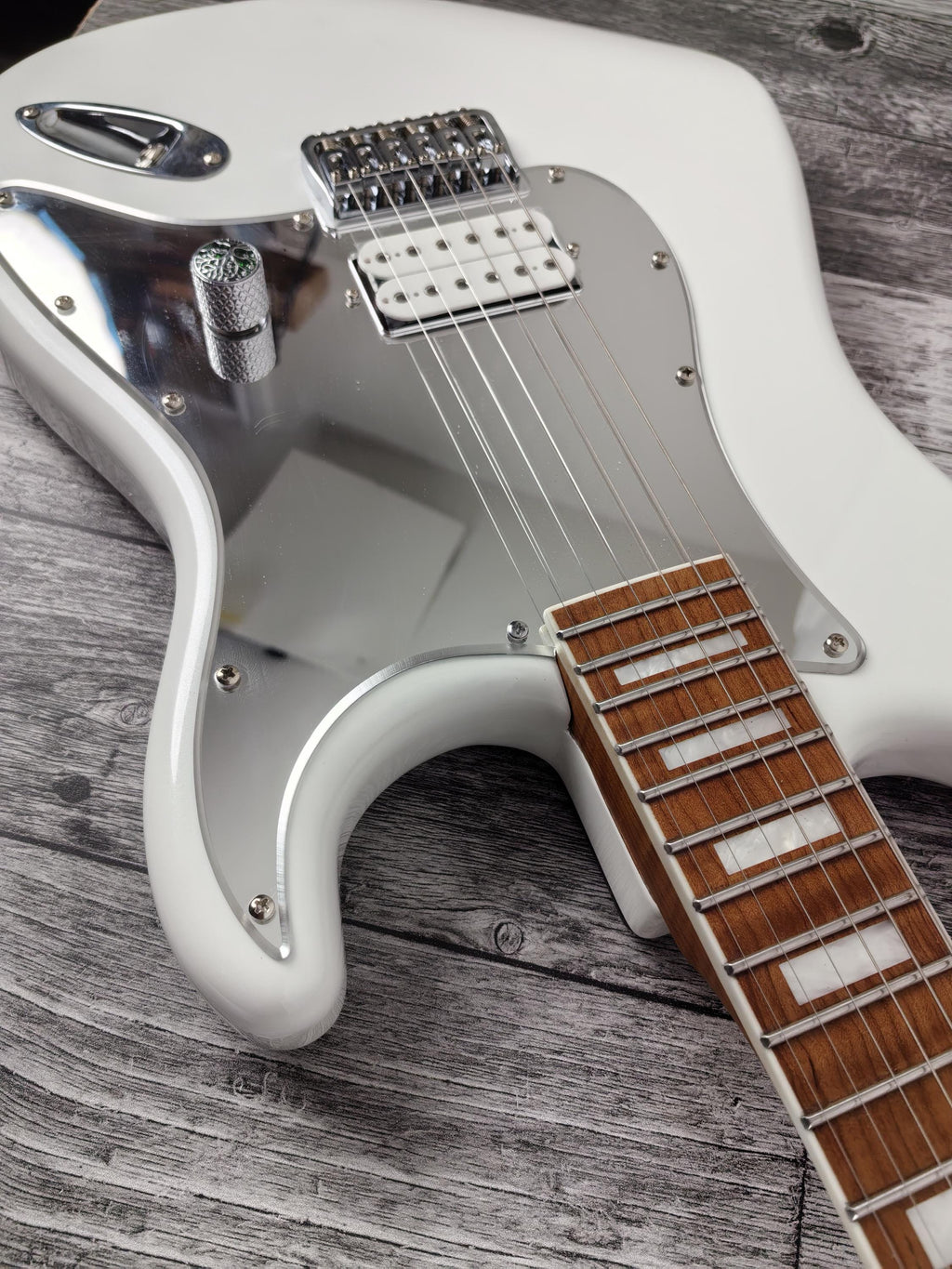 Havok Electric Guitar St Shape Hard Case Stainless Steel Frets High Quality
