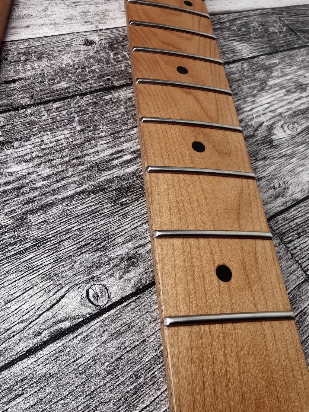Roasted Maple Electric Guitar Neck, 22 Jumbo Stainless Steel Frets